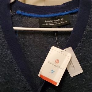 Banana Republic knit sweater w/jeans